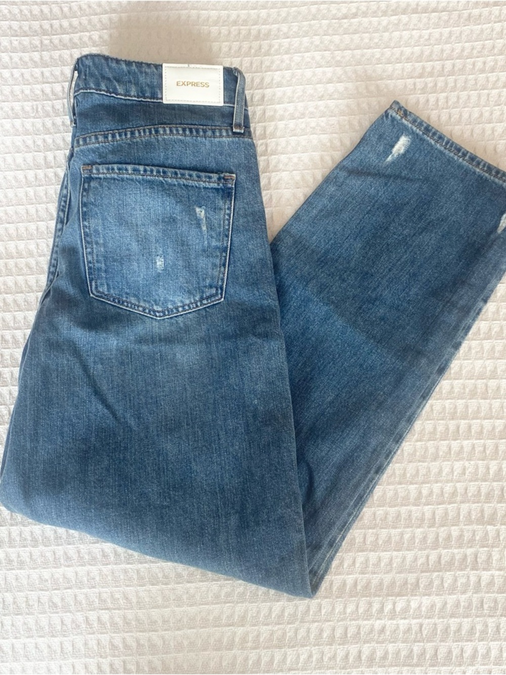 Express boyfriend mid rise distressed jeans size 4R